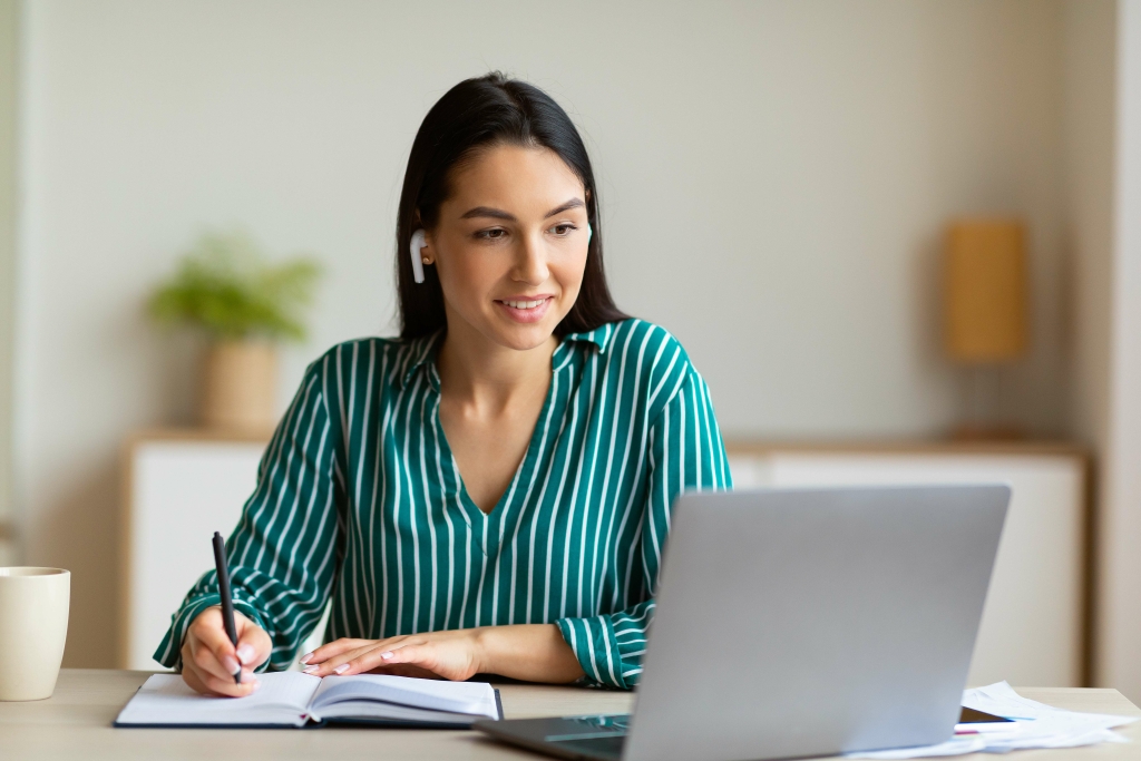 10 Good Remote Jobs For College Students RemoteMode